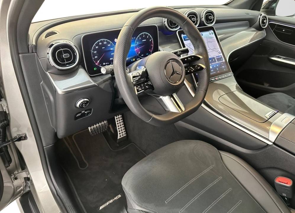 Mercedes-Benz GLC 200 4MATIC AMG Line - foto 7