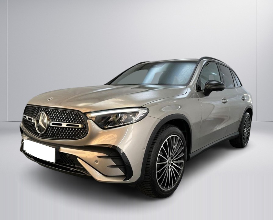 Mercedes-Benz GLC 200 4MATIC AMG Line (2)