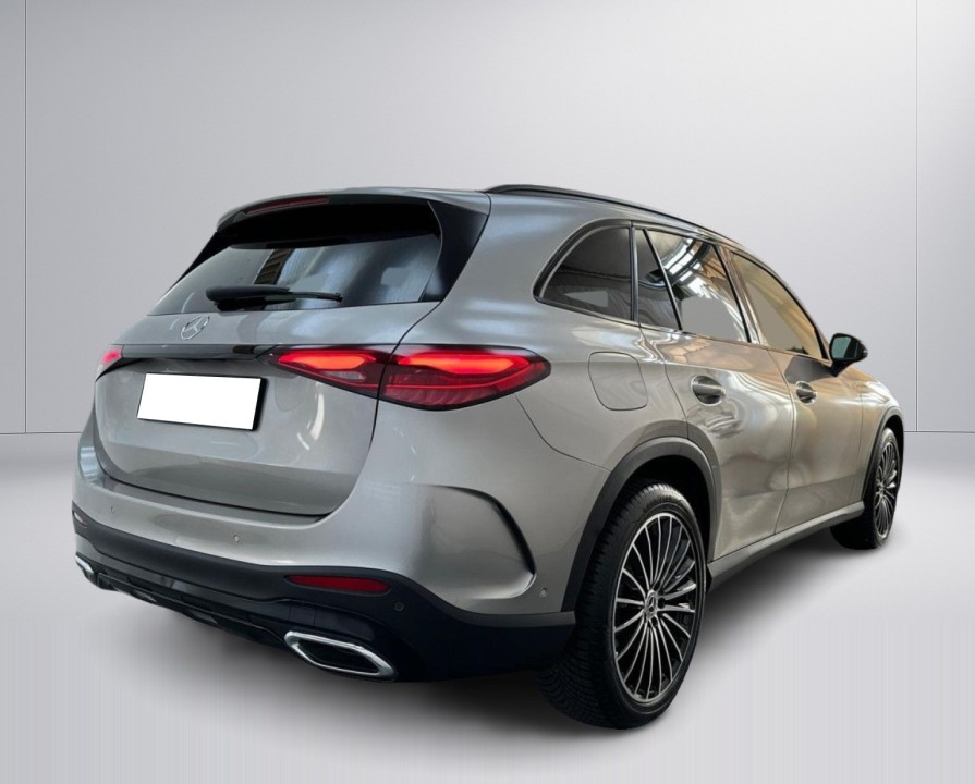 Mercedes-Benz GLC 200 4MATIC AMG Line (4)