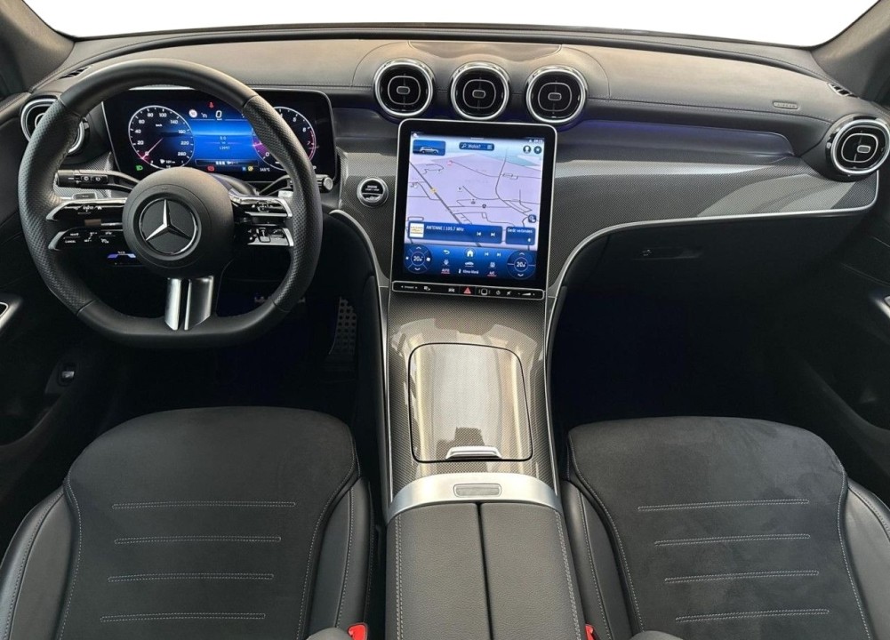 Mercedes-Benz GLC 200 4MATIC AMG Line - foto 8