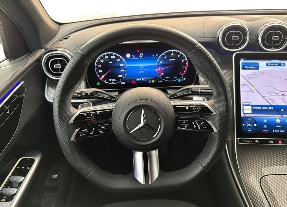 Mercedes-Benz GLC 200 4MATIC AMG Line - foto 9