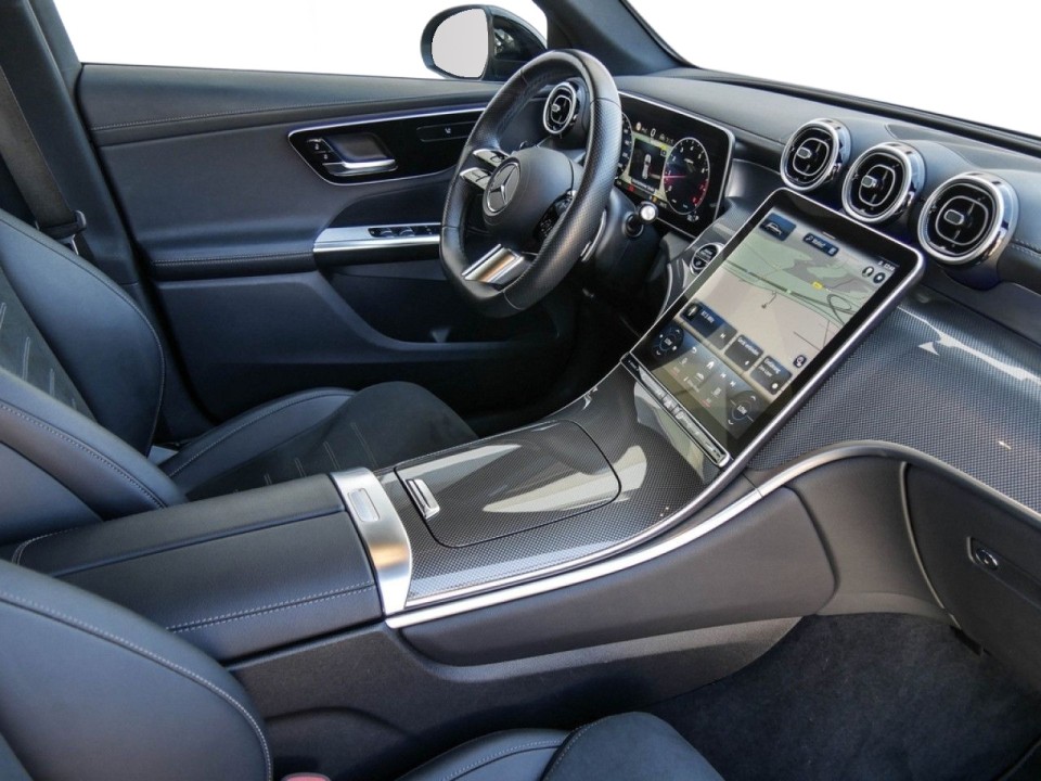 Mercedes-Benz GLC 200 4MATIC AMG Line - foto 6