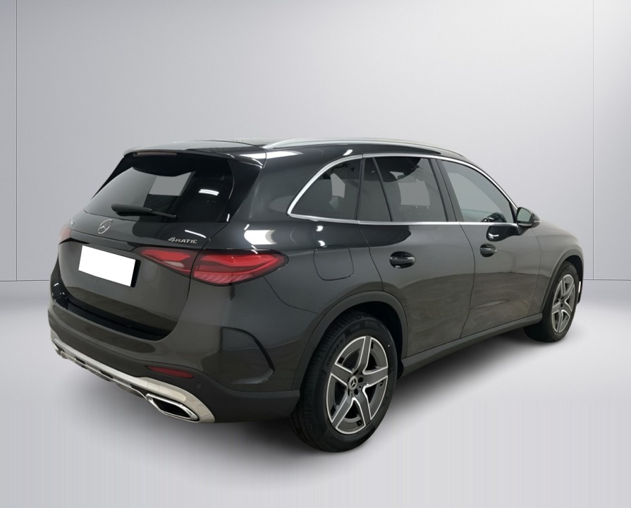Mercedes-Benz GLC 220d 4MATIC AMG Line (2)
