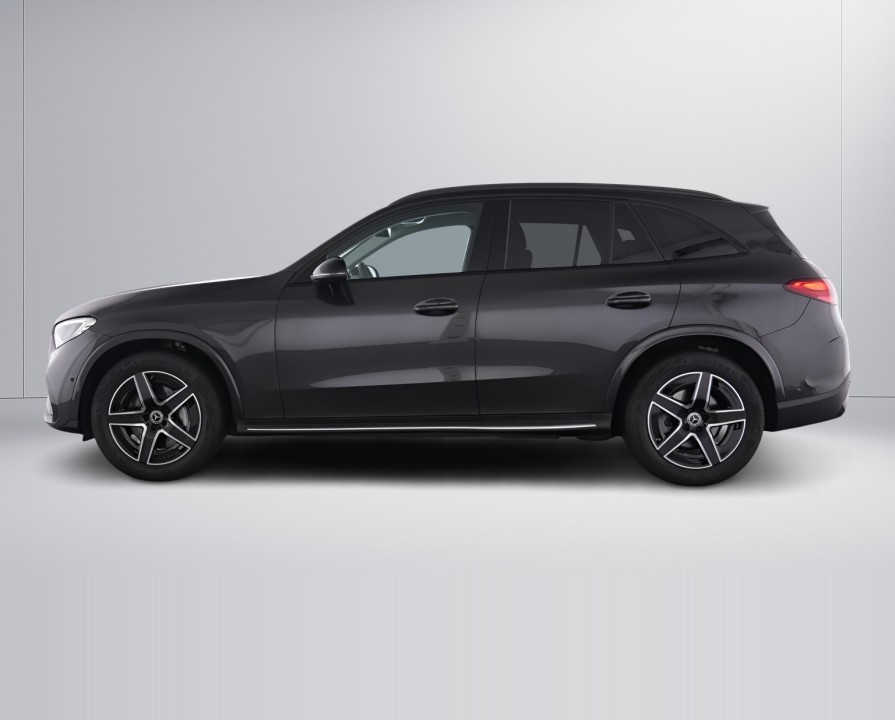 Mercedes-Benz GLC 200 4MATIC AMG Line - foto 9