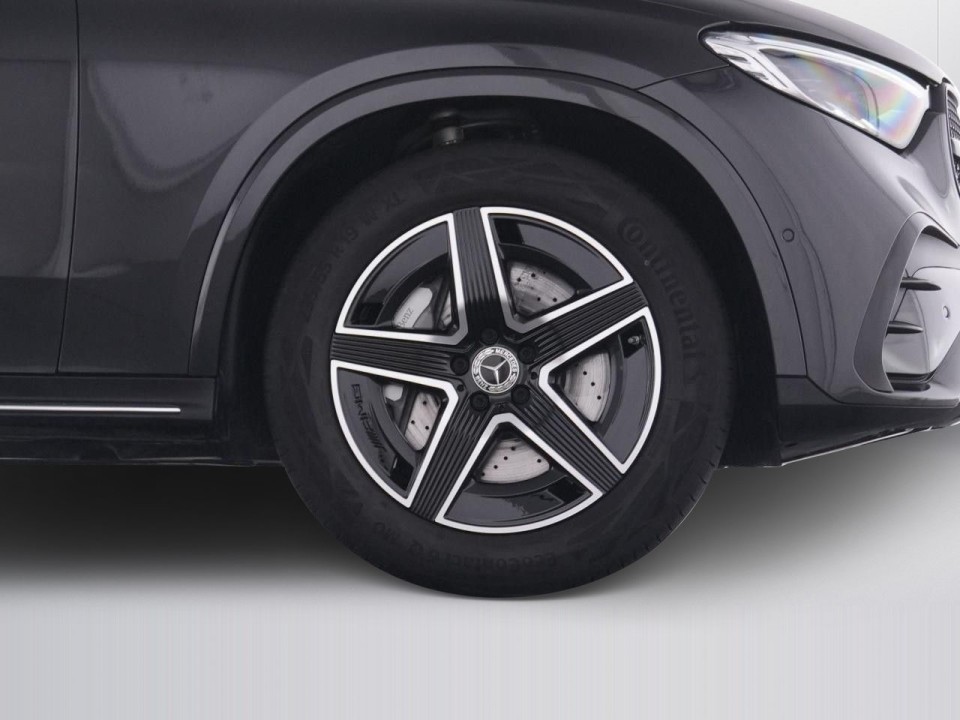 Mercedes-Benz GLC 200 4MATIC AMG Line - foto 18