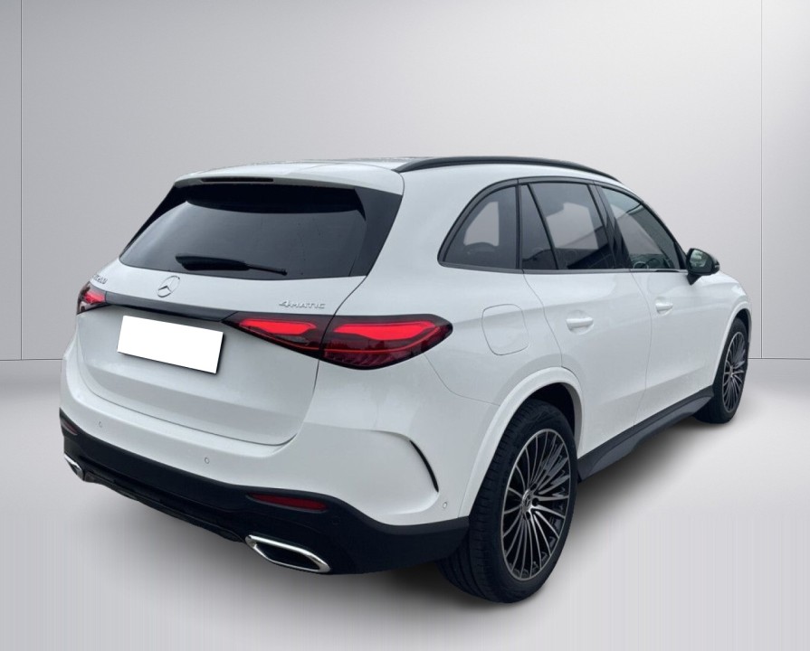 Mercedes-Benz GLC 200 4MATIC AMG Line (4)