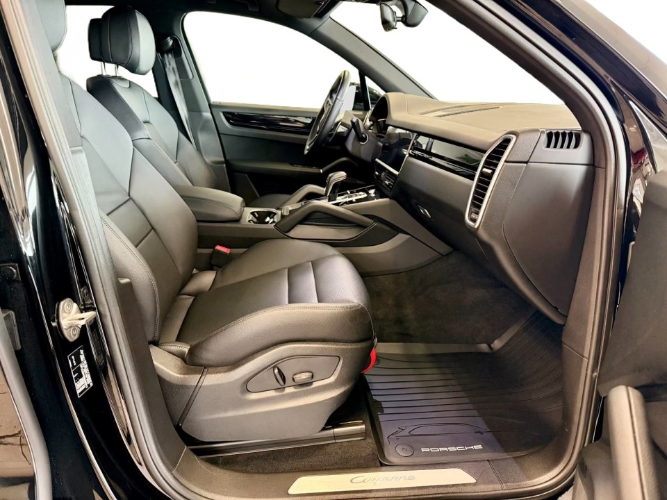 Porsche Cayenne - foto 10