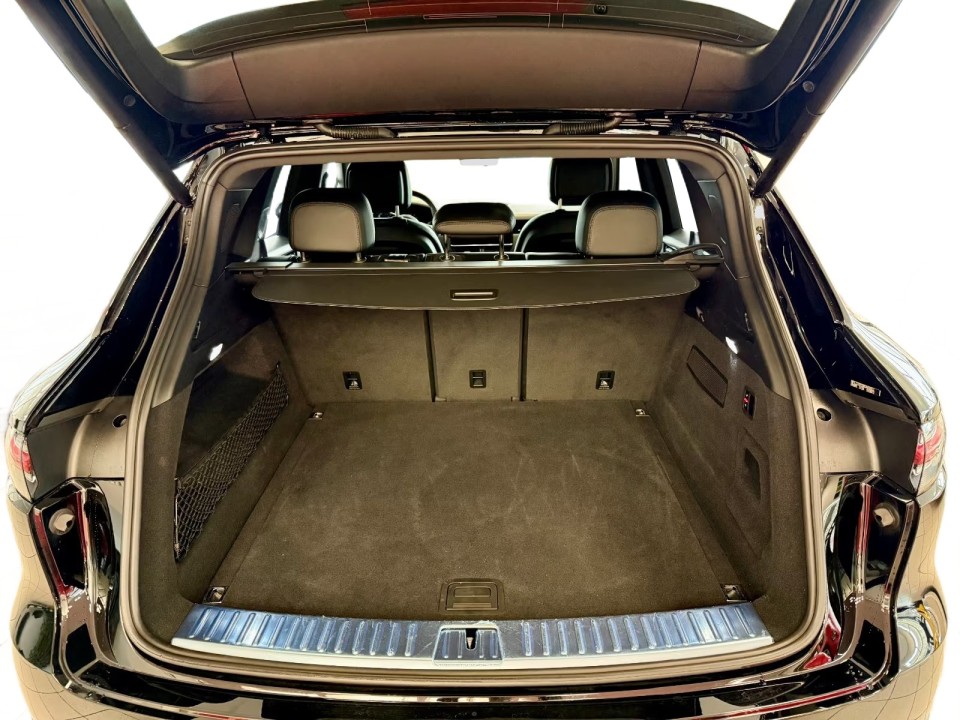 Porsche Cayenne - foto 16