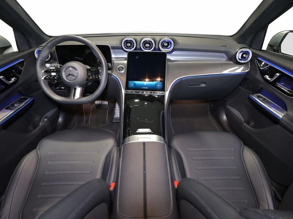Mercedes-Benz GLC 200 4MATIC AMG Line - foto 12