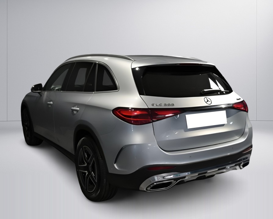 Mercedes-Benz GLC 200 4MATIC AMG Line (5)