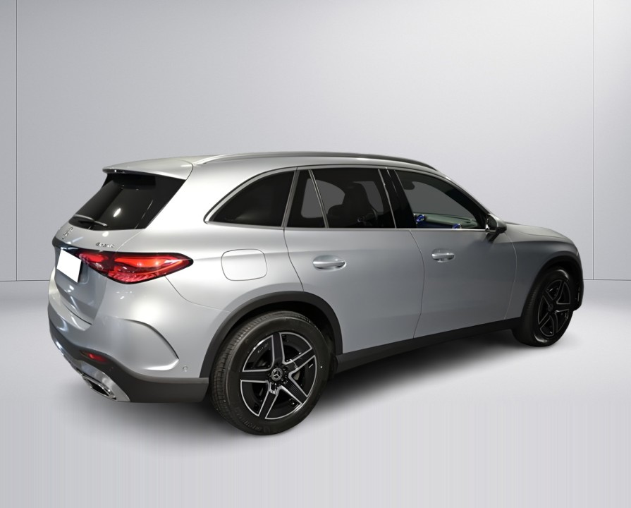 Mercedes-Benz GLC 200 4MATIC AMG Line (3)