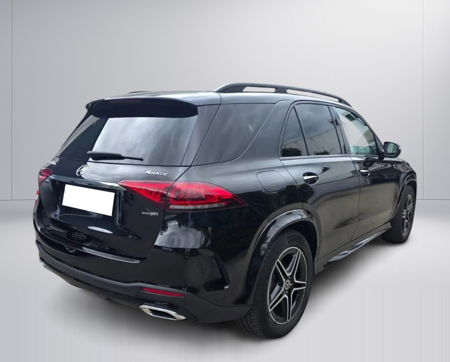 Mercedes-Benz GLE 350de 4MATIC (2)