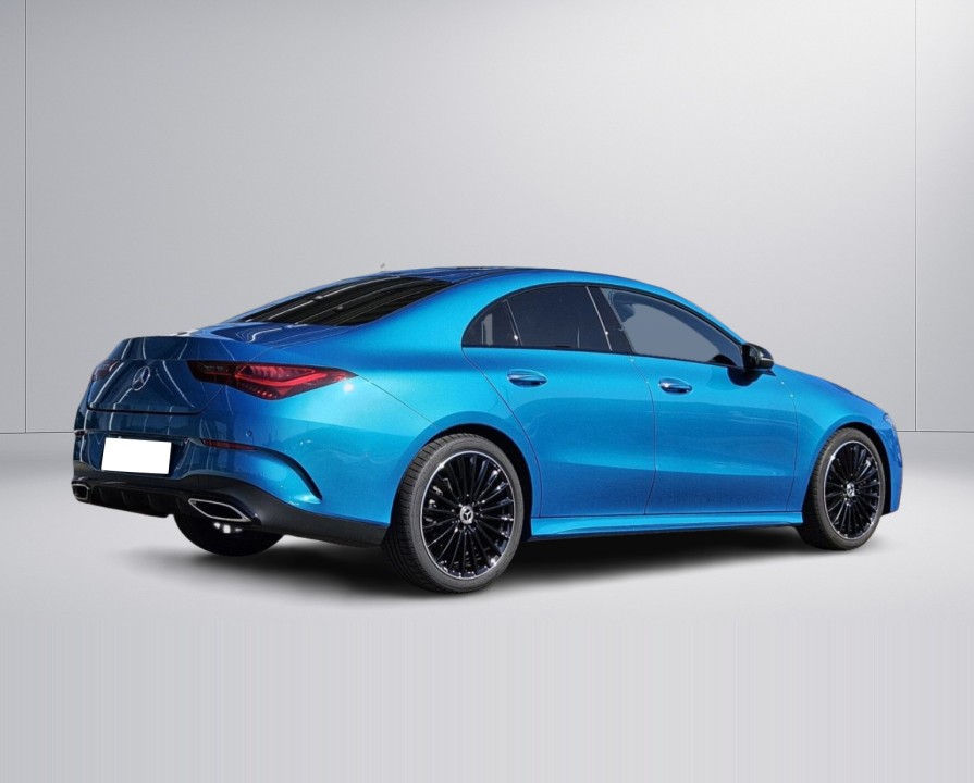 Mercedes-Benz CLA 220 4MATIC AMG Line (3)