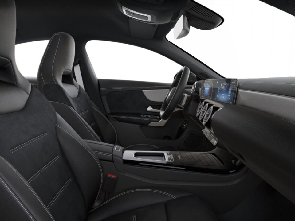 Mercedes-Benz CLA 200 AMG - foto 16