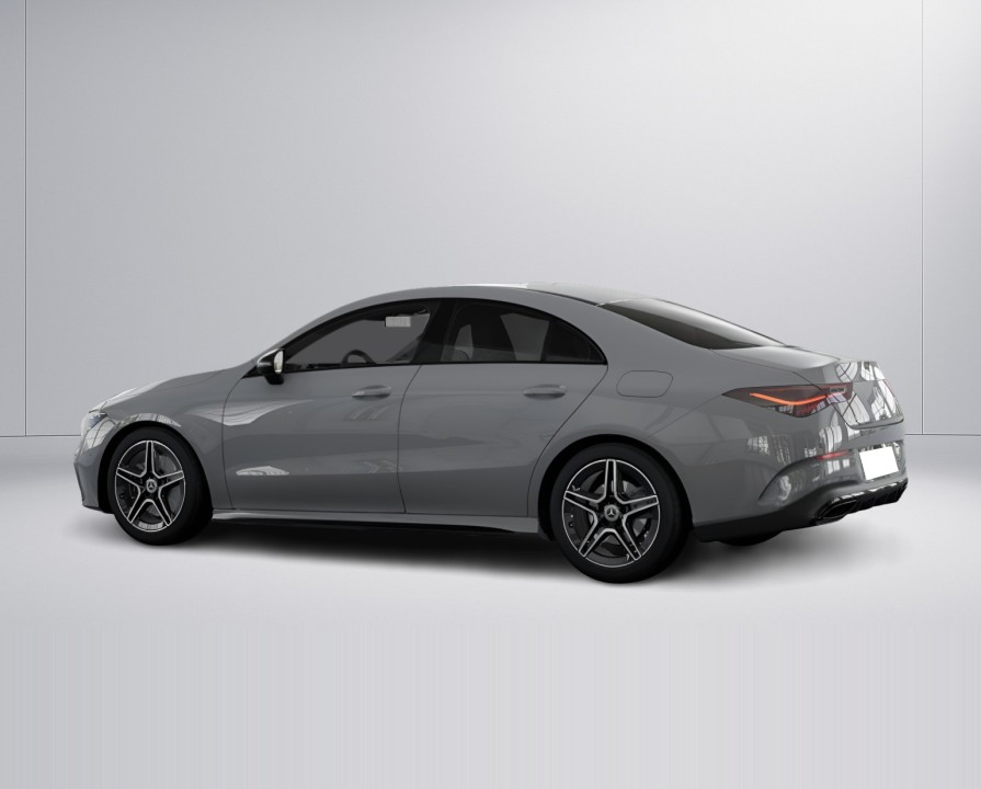 Mercedes-Benz CLA 200 AMG - foto 8