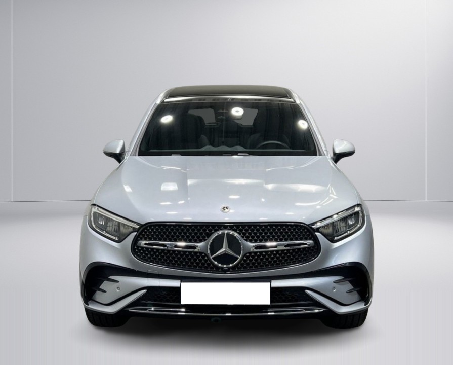 Mercedes-Benz GLC 200 4MATIC AMG Line (2)