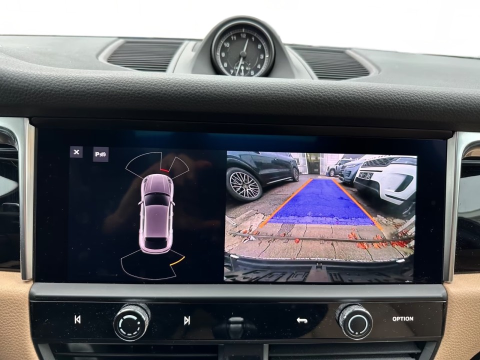 Porsche Macan - foto 18