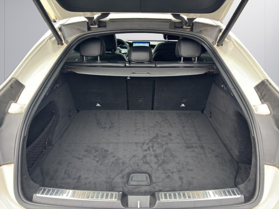 Mercedes-Benz GLC Coupé 300de 4MATIC AMG - foto 25