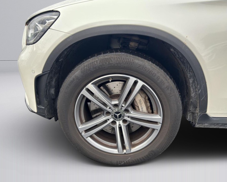 Mercedes-Benz GLC Coupé 300de 4MATIC AMG - foto 27