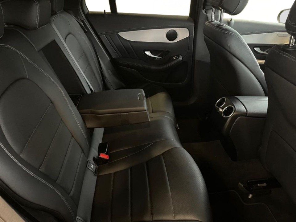 Mercedes-Benz GLC Coupé 300e 4MATIC AMG - foto 15