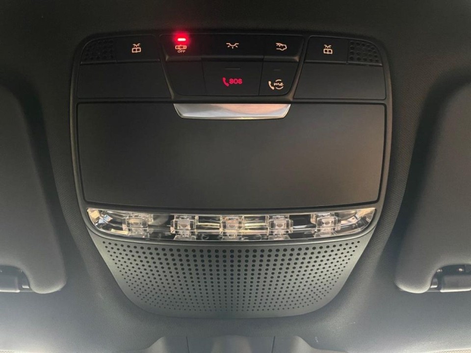 Mercedes-Benz GLC Coupé 300e 4MATIC AMG - foto 16