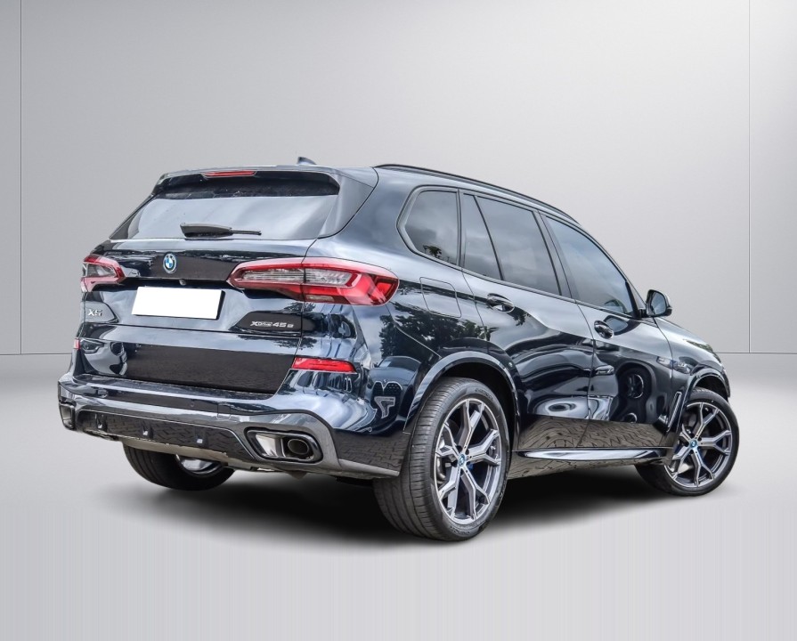 BMW X5 xDrive45e M-Sport (2)