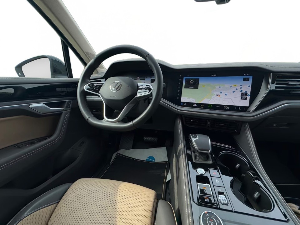 Volkswagen Touareg Elegance - foto 15