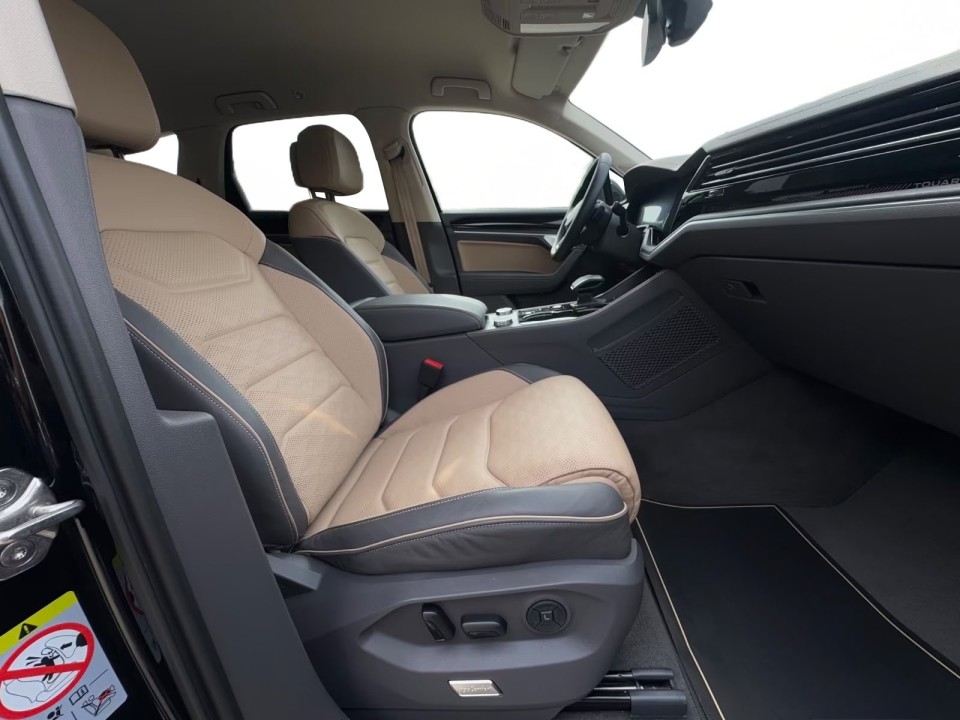 Volkswagen Touareg Elegance - foto 21