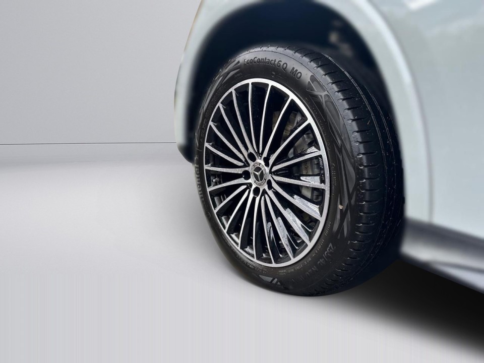 Mercedes-Benz GLC Coupé 300e 4MATIC AMG - foto 24