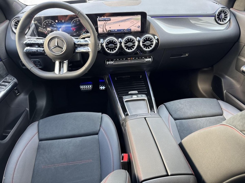 Mercedes-Benz GLA 220 4MATIC - foto 10