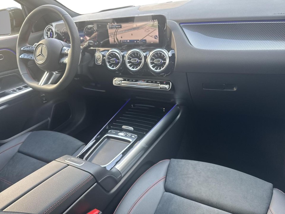 Mercedes-Benz GLA 220 4MATIC - foto 12