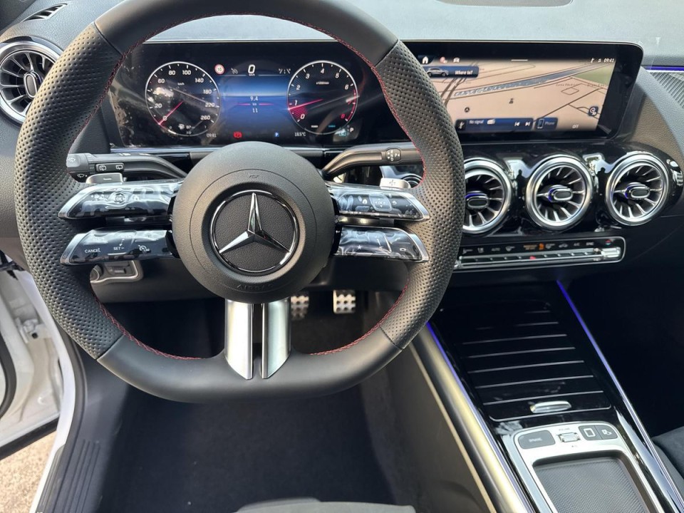 Mercedes-Benz GLA 220 4MATIC - foto 9