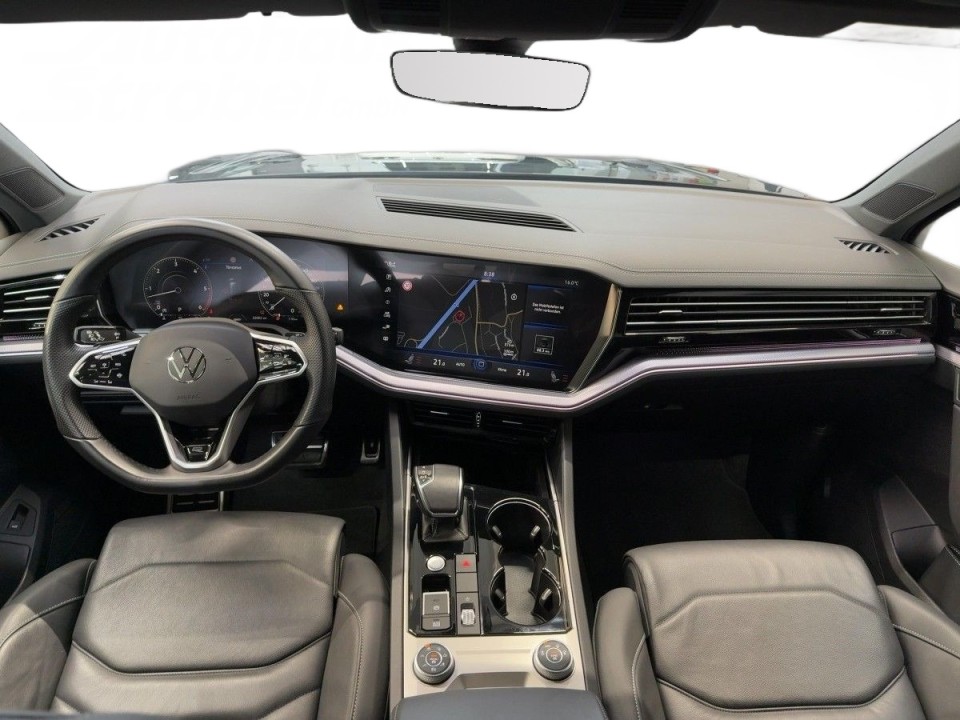 Volkswagen Touareg R-Line - foto 6