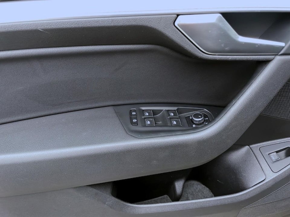 Volkswagen Touareg Elegance - foto 12