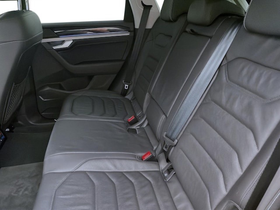 Volkswagen Touareg Elegance - foto 7