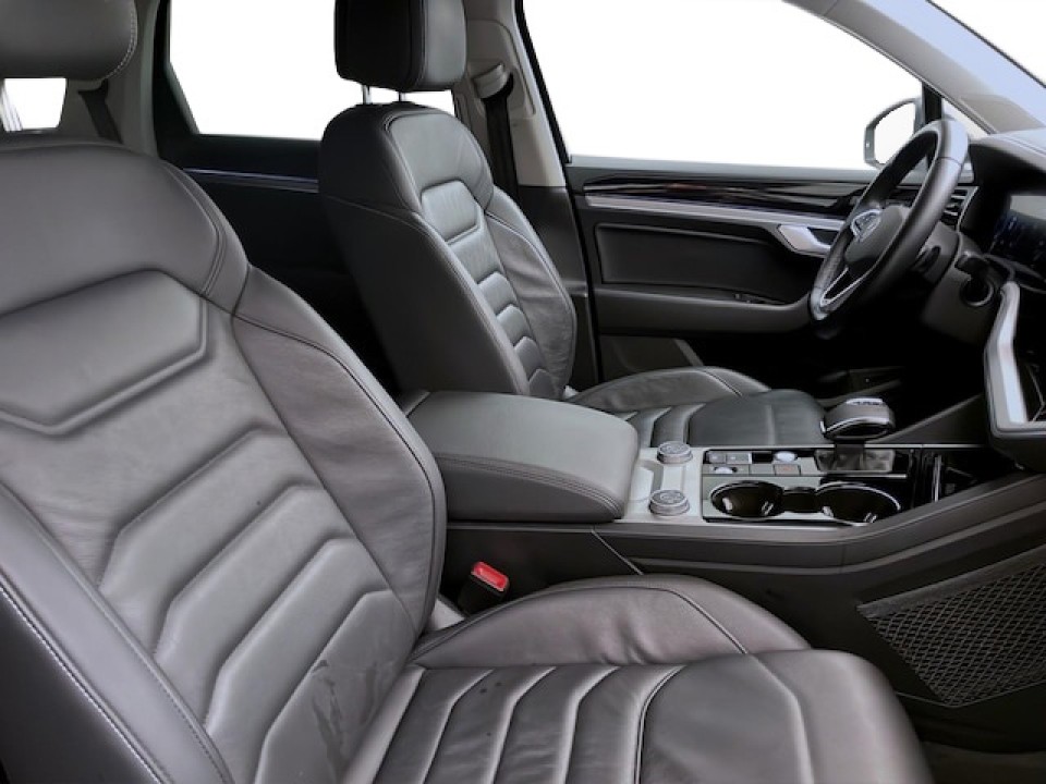 Volkswagen Touareg Elegance - foto 8