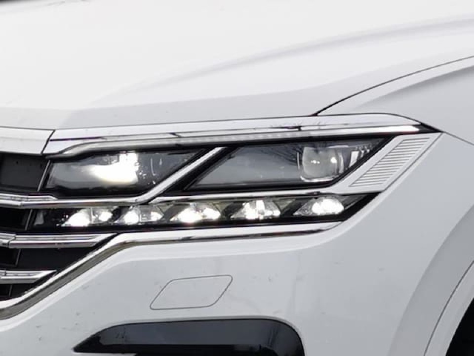 Volkswagen Touareg R-Line - foto 9