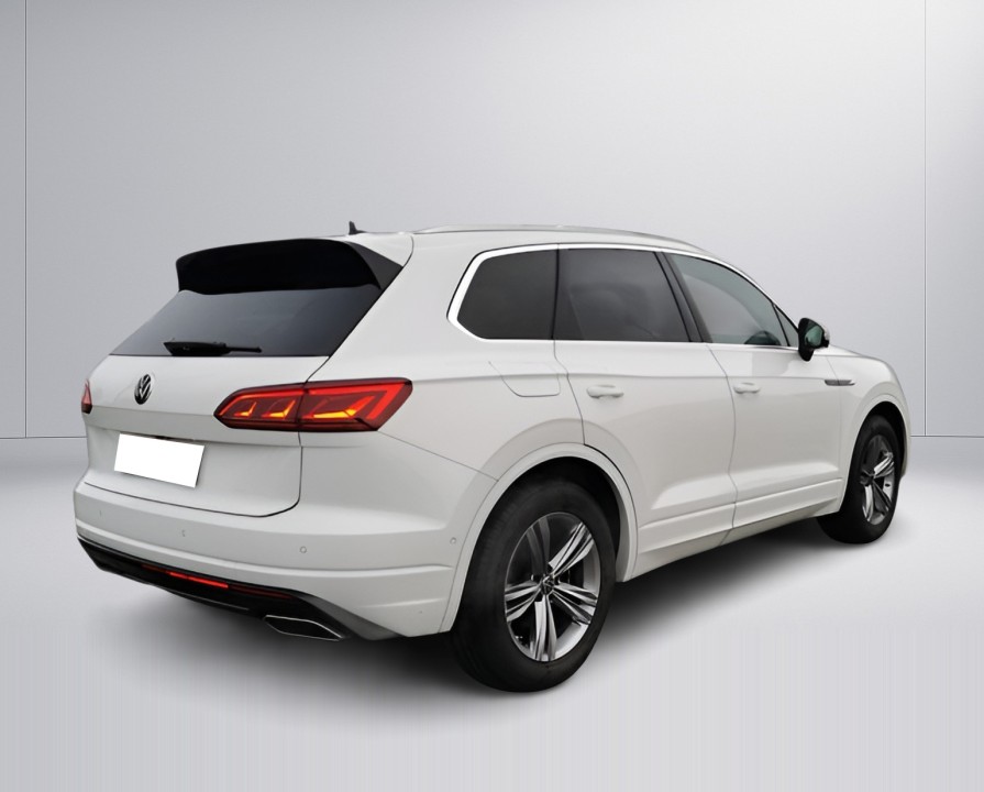 Volkswagen Touareg R-Line (3)