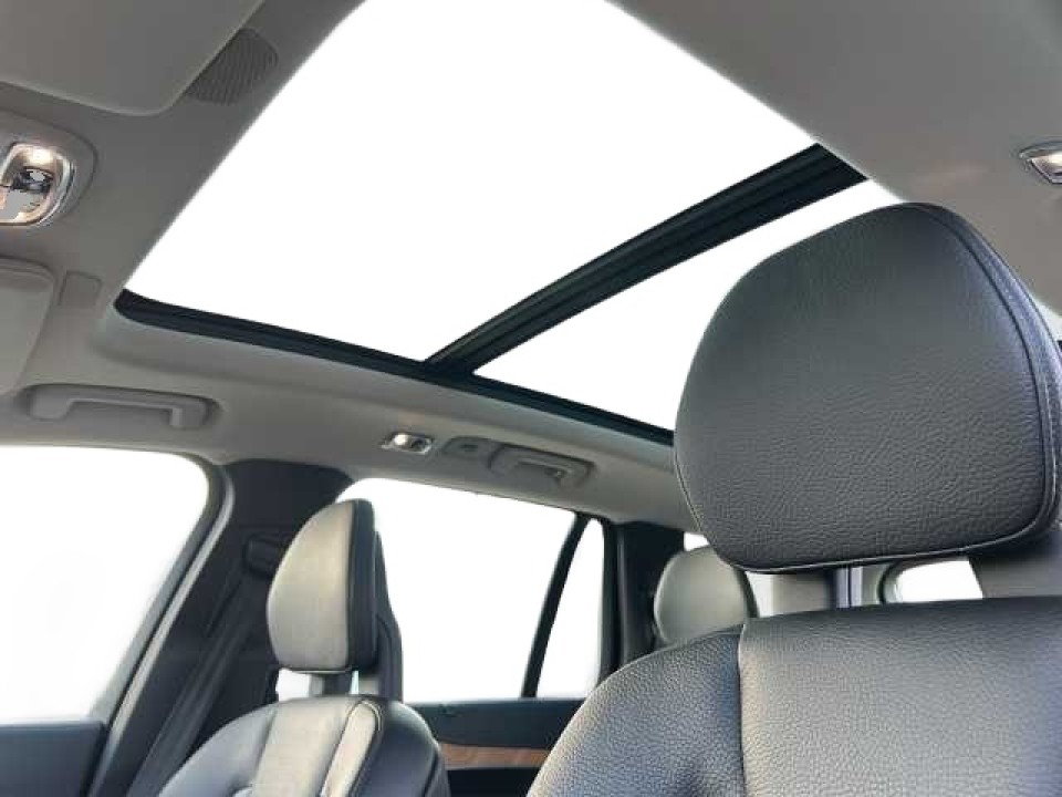 Volvo XC 90 - foto 14