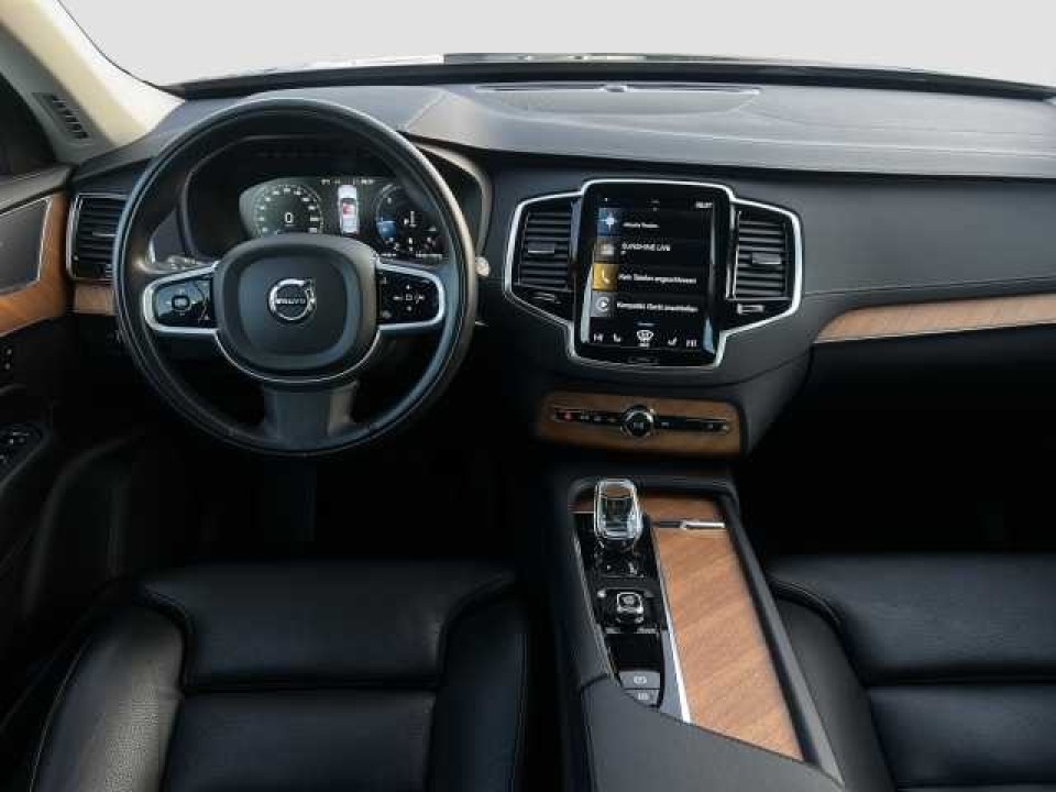 Volvo XC 90 - foto 8