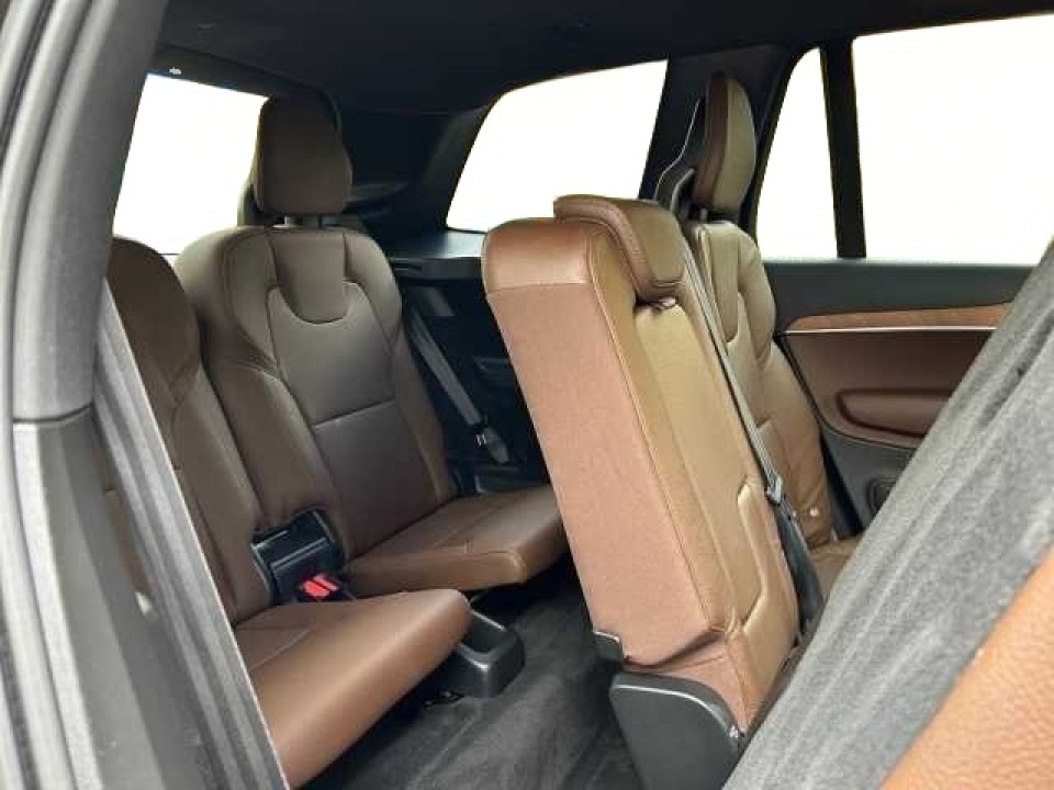 Volvo XC 90 - foto 12