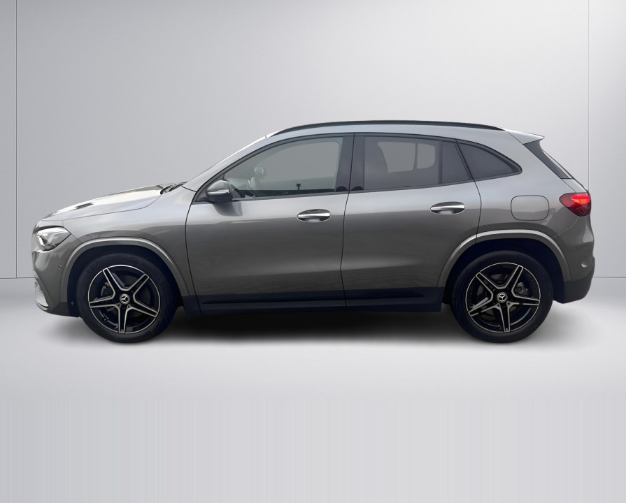 Mercedes-Benz GLA 220 4MATIC AMG - foto 6