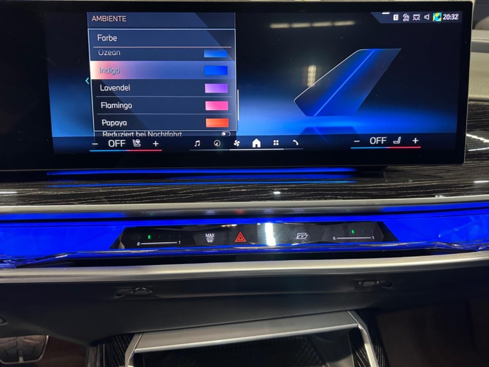 BMW Seria 7 xDrive740d M-Sport - foto 36