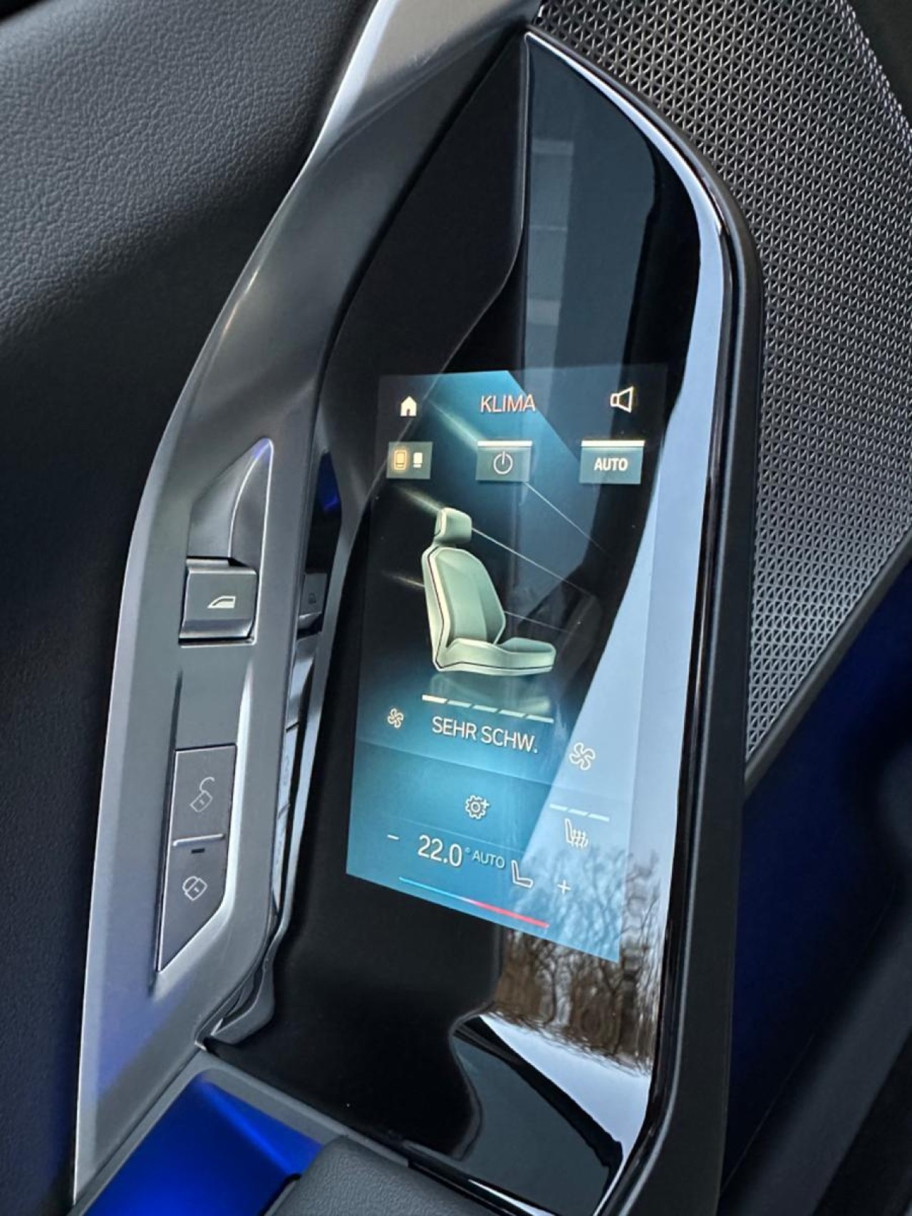 BMW Seria 7 xDrive740d M-Sport - foto 25