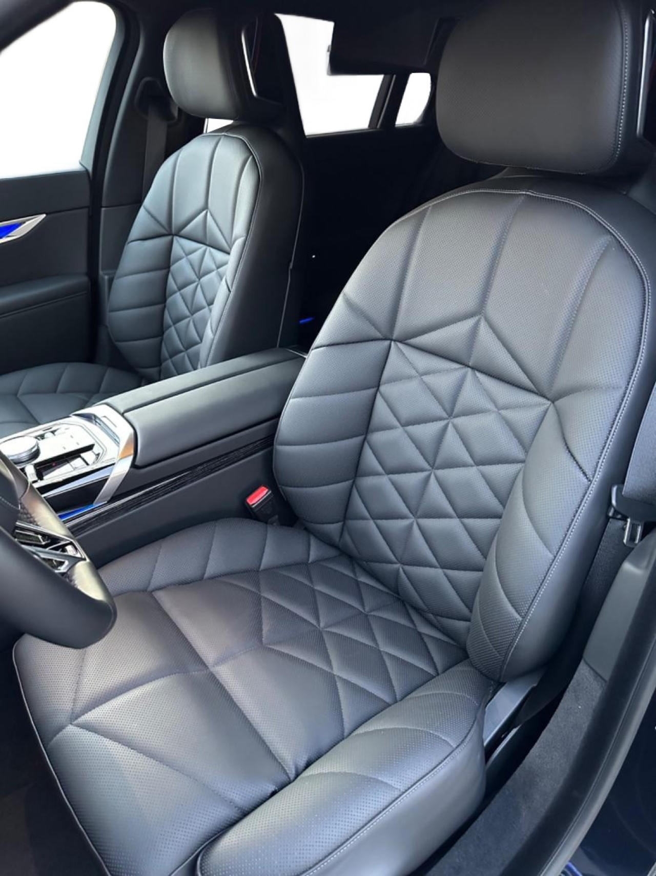 BMW Seria 7 xDrive740d M-Sport - foto 10