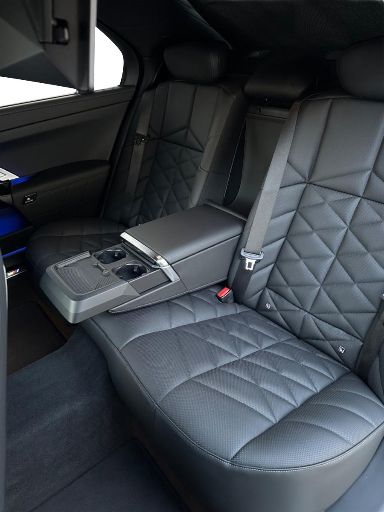 BMW Seria 7 xDrive740d M-Sport - foto 11