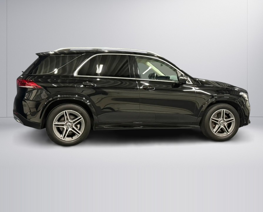 Mercedes-Benz GLE 350de 4MATIC AMG (2)