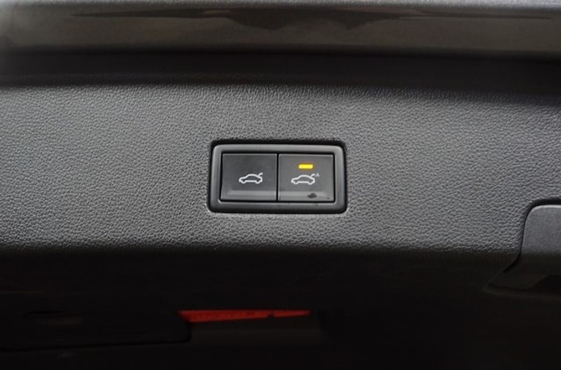 Volkswagen Touareg Elegance - foto 9