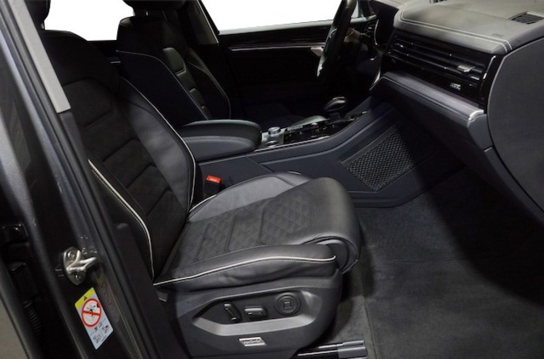 Volkswagen Touareg Elegance (5)