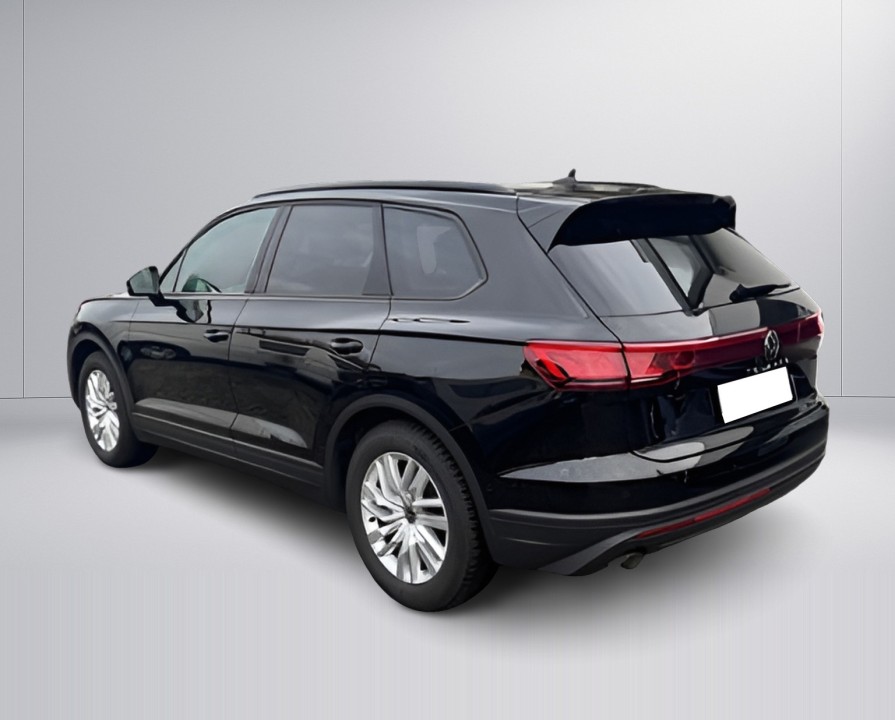 Volkswagen Touareg (4)